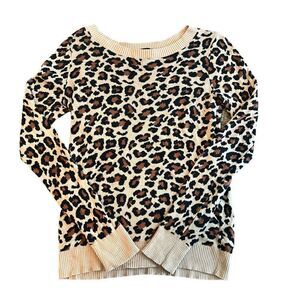 EXPRESS Size Medium Animal Print Leopard Long Sleeve Crewneck Sweater Pullover​